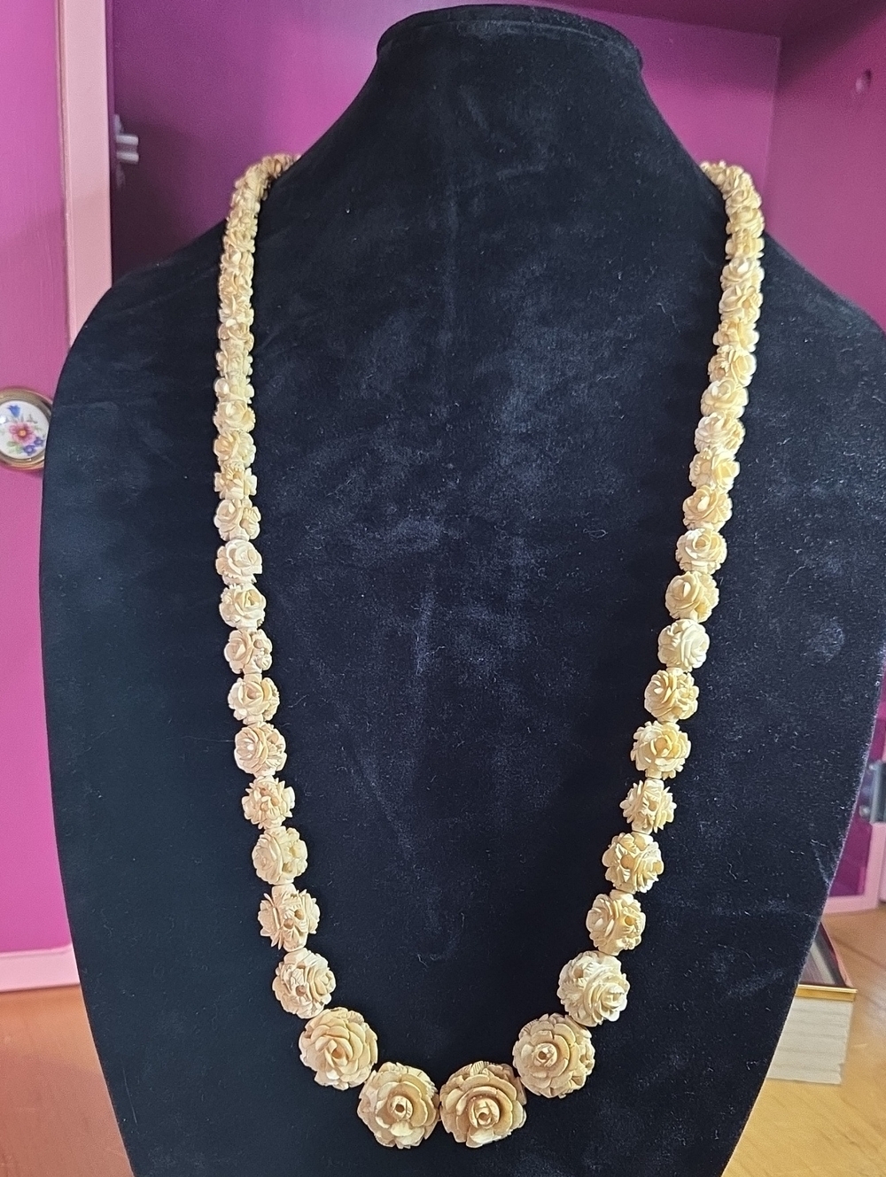 Vintage Hand-Carved Bone Graduated Rose Bead Art Deco Necklace 17" Drop